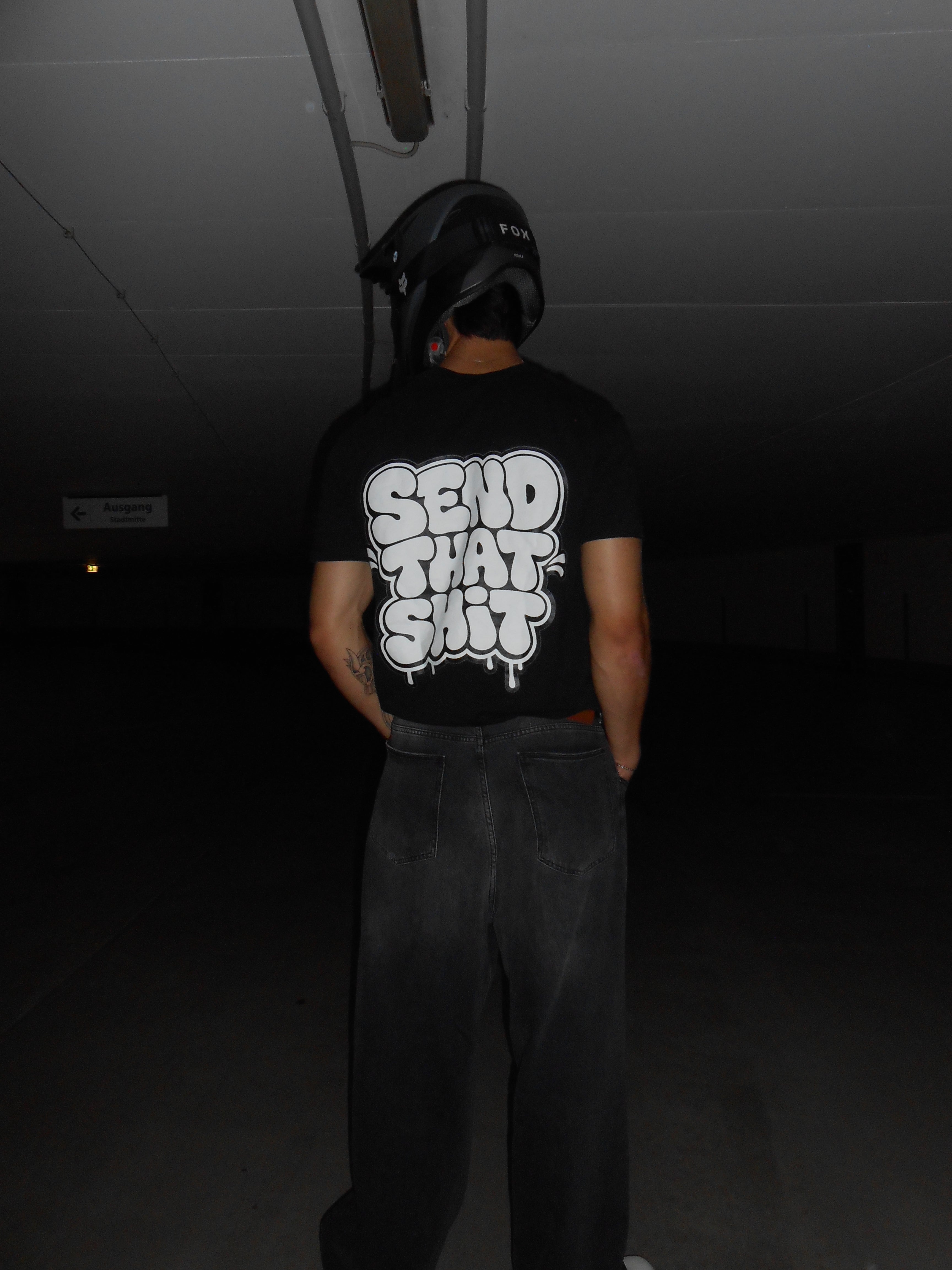 Oversized T-Shirt |  "Send-That-Shit"